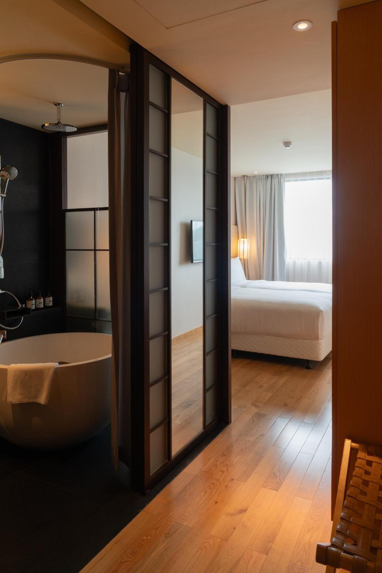 Suzu Saigon - A Boutique Hotel โฮจิมินห์ซิตี้ ภายนอก รูปภาพ
