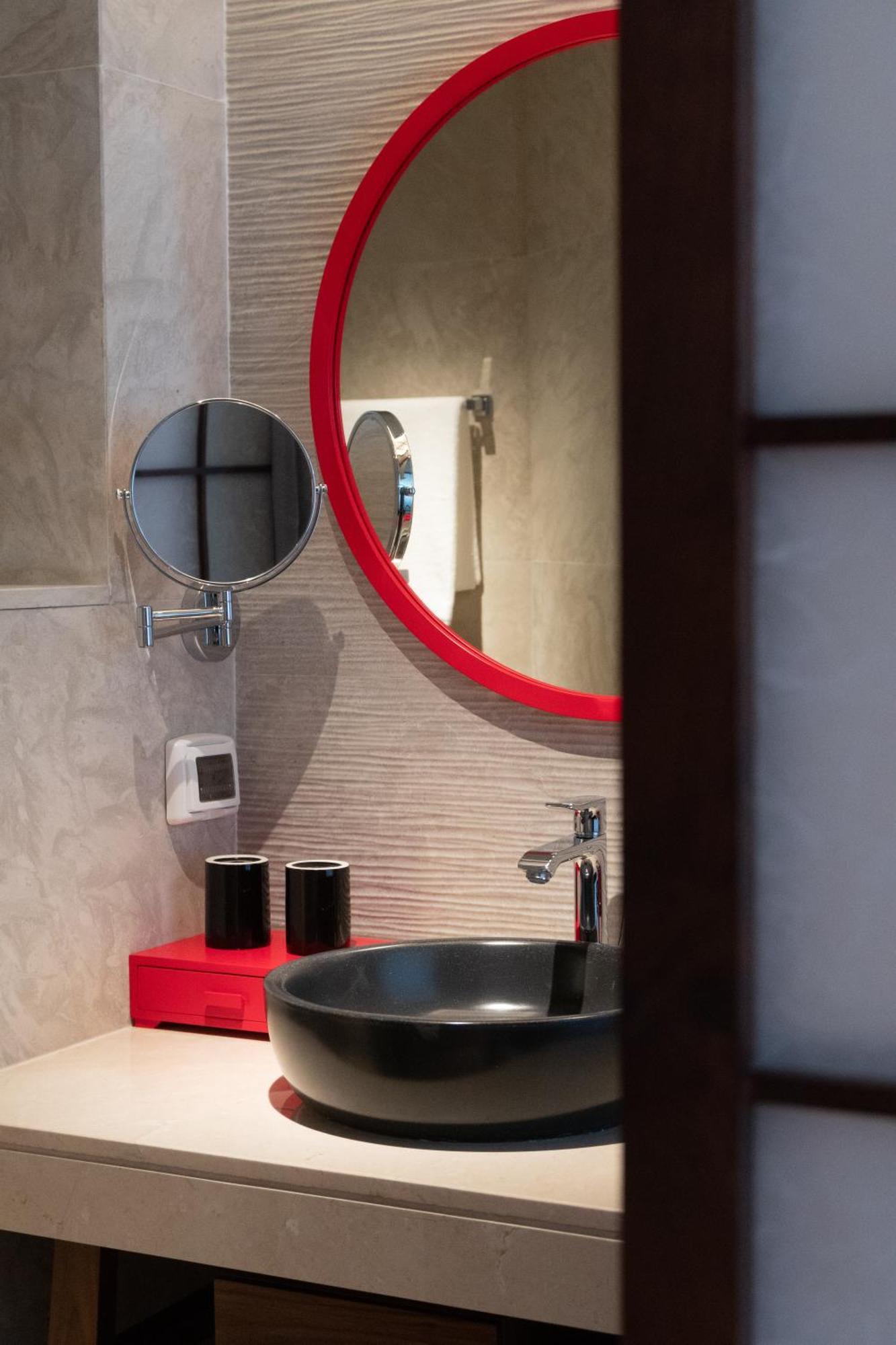Suzu Saigon - A Boutique Hotel โฮจิมินห์ซิตี้ ภายนอก รูปภาพ